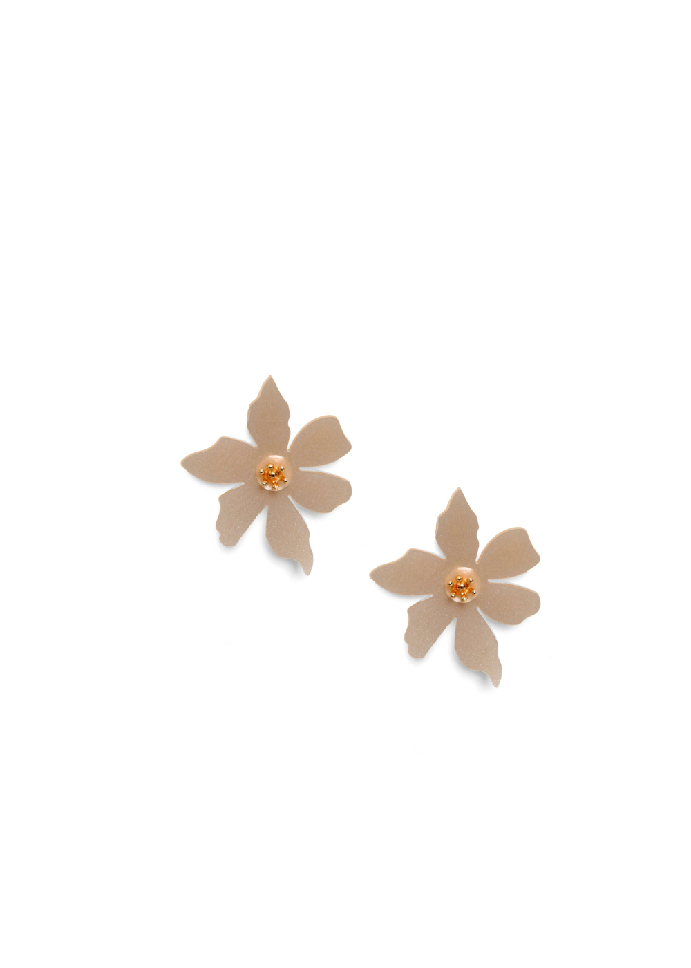 Flowers P Pearl Earrings