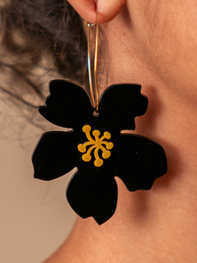 Amaryllis Flower Earring