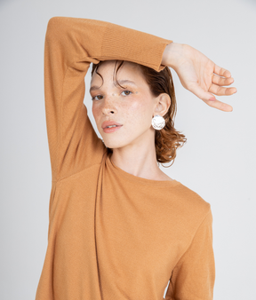 Caramel Saturn Long-Sleeve Knit